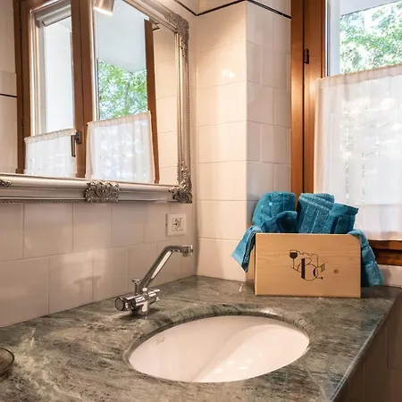 بيت ضيافة Relais Art Borgocastello3 3*